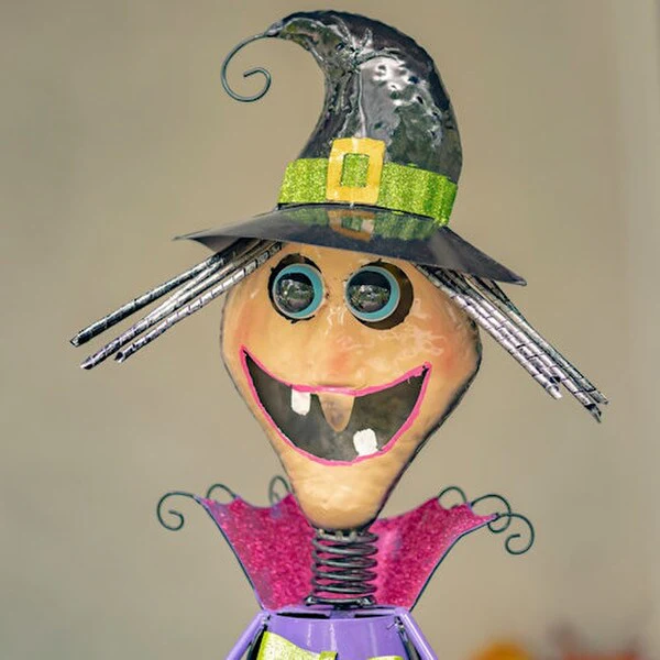 Agnes Iron Halloween Witch Garden Statue - Image 2