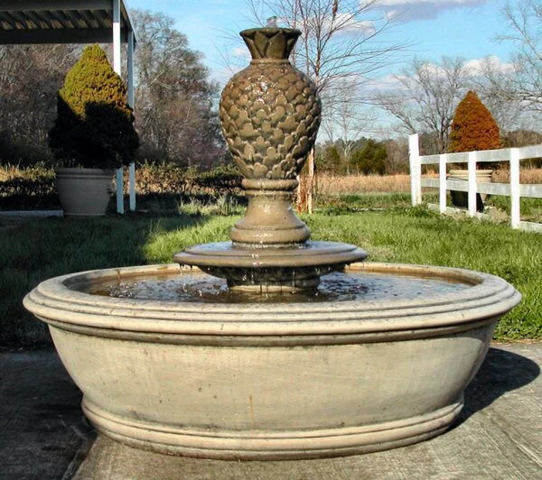 Anderson Fountain With Cloud Finial
