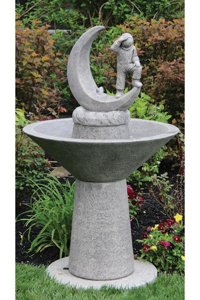 Astronaut Garden Fountain - Image 3