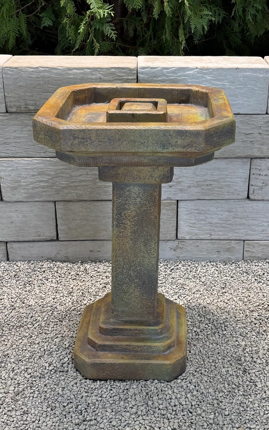 Bancroft Cast Stone Birdbath 24.75" High