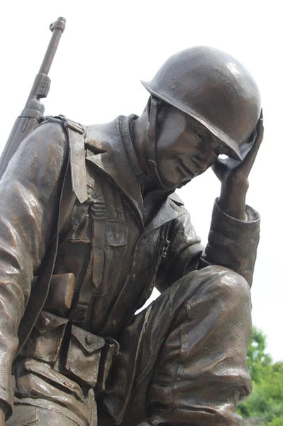 Fallen Soldier War Memorial Life-Size Sculpture Kneeing 48" High - Image 9