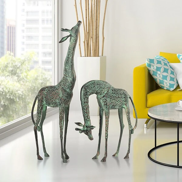Giraffes Garden Set of Statues Pair - Image 4