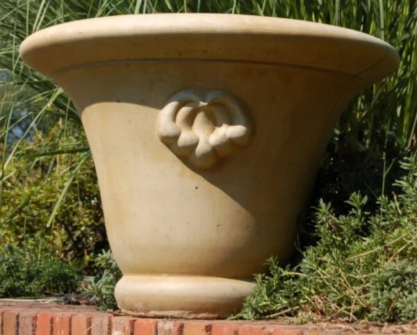 Thomas 16" High